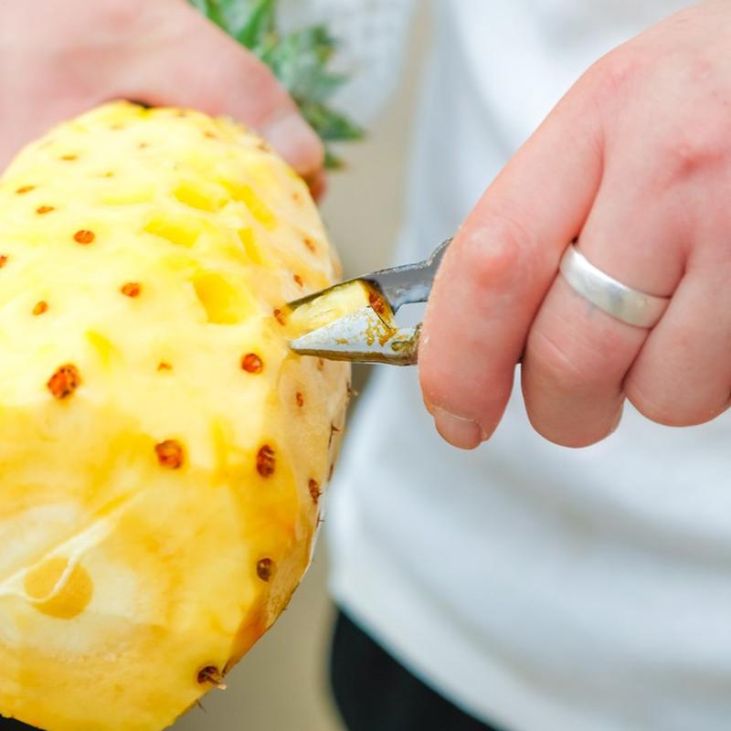 Sgranatrice di fragole in acci - Pineapple Corer Slicer recensione e prezzo